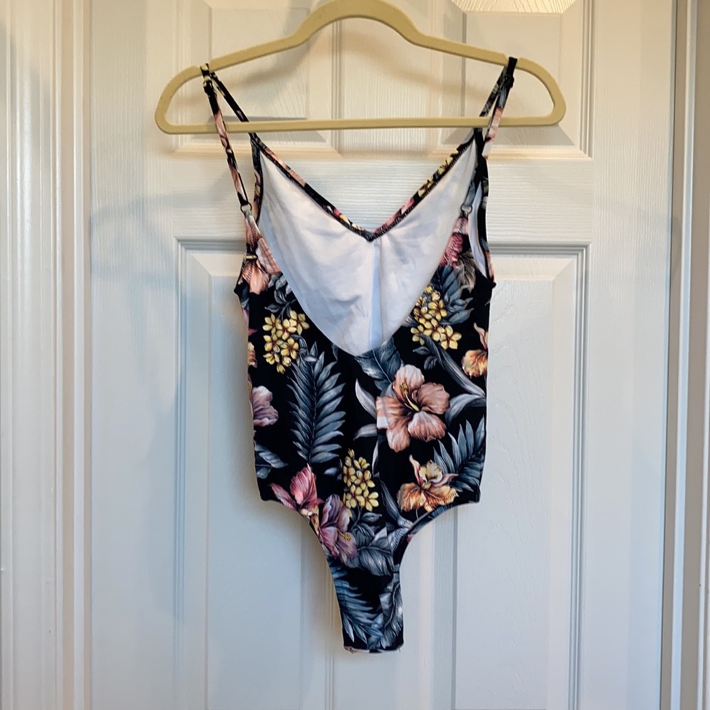 Rhythm one piece suit. - Picture 2 of 3